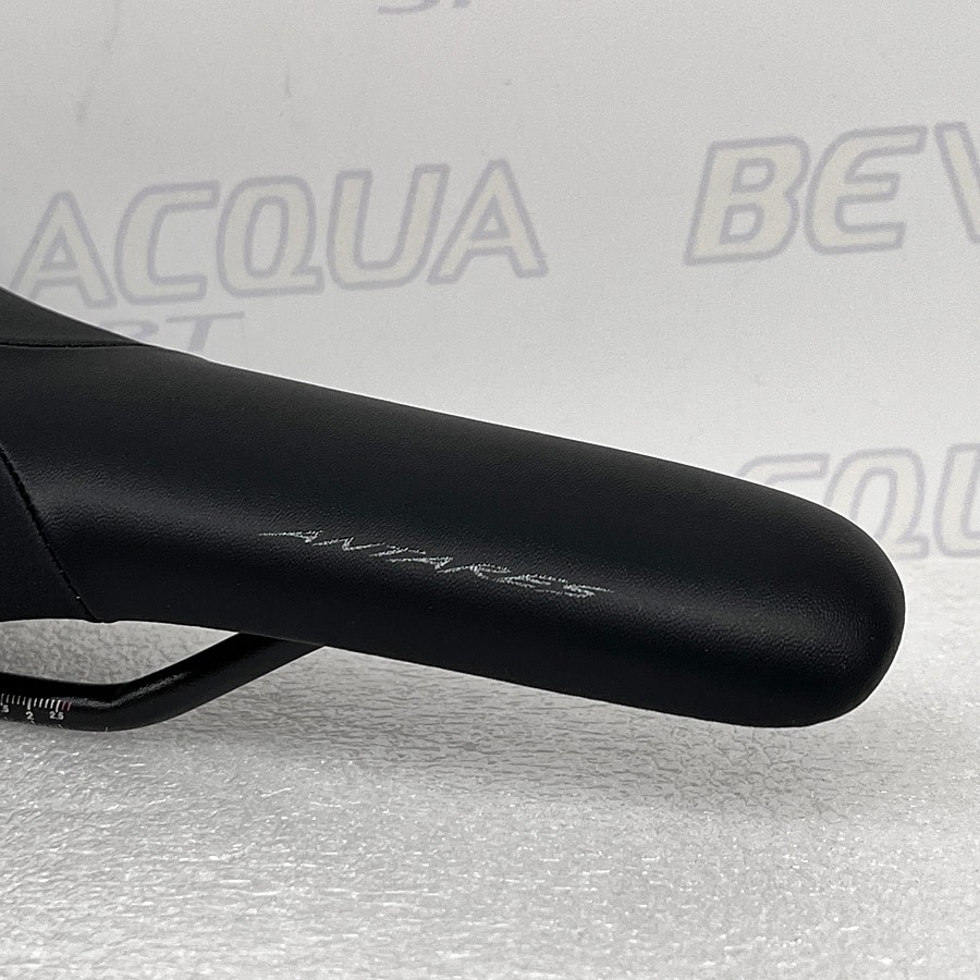 Sella Antares R7 s_alloy nero/rosso (punta)